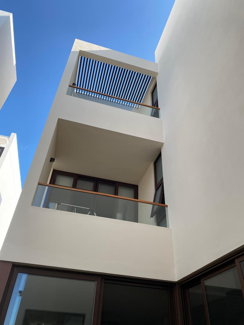 gallery img alt