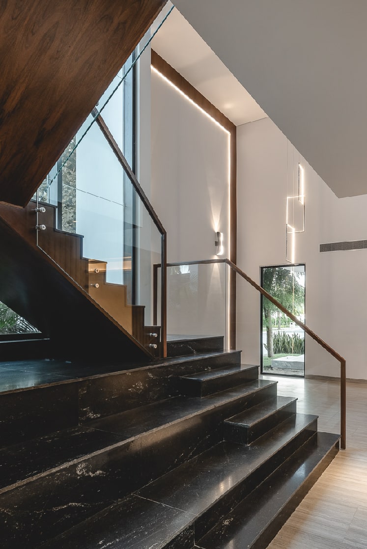 gallery img alt