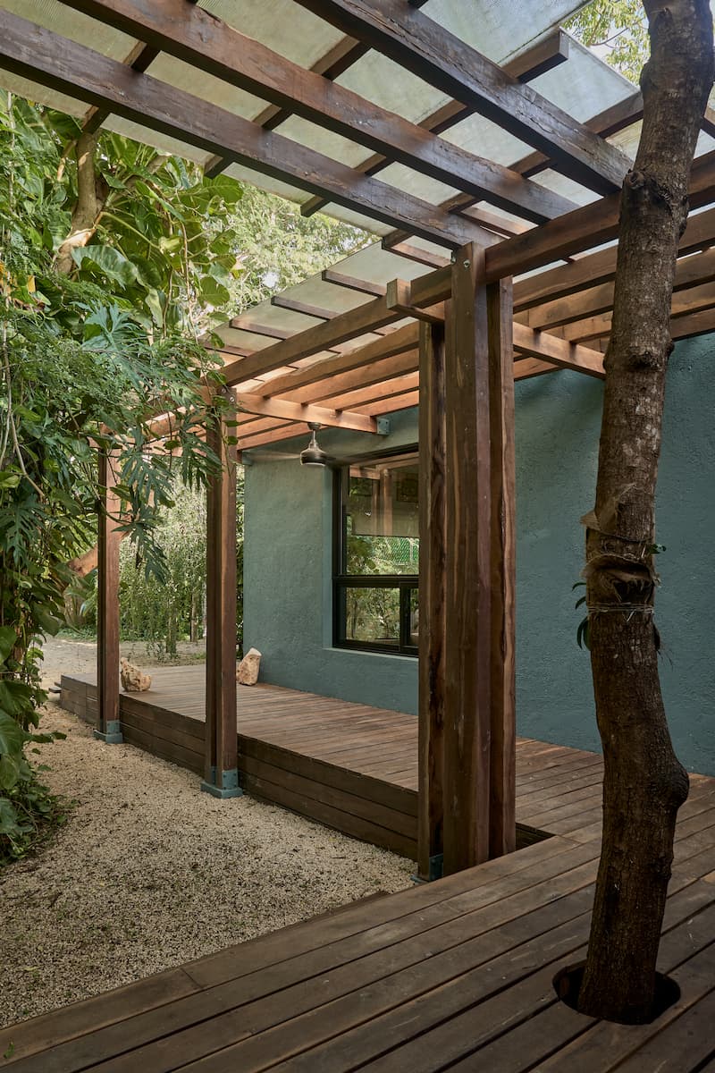 gallery img alt